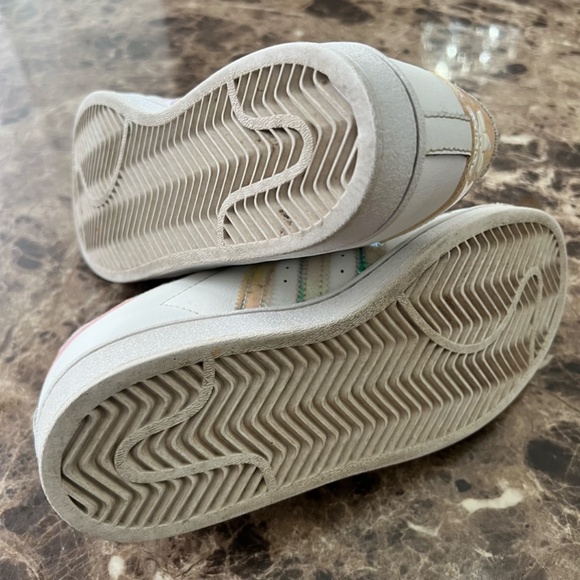 ADIDAS GIRL'S SNEAKERS SHOES WHITE PINK STRIPES SUPERSTAR - Picture 6 of 9